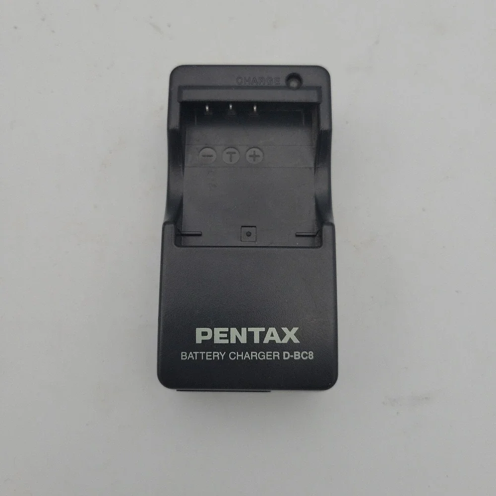 PENTAX D-BC8 Battery OEM Charger‎ For use the Pentax D-Li95 Battery